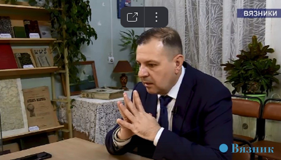 Единоросс Кавинов хочет стать мэром Суздаля не на «месяцок». В Суздале после отставки Алисы Бирюковой готовятся выбрать нового мэра. Прием д...